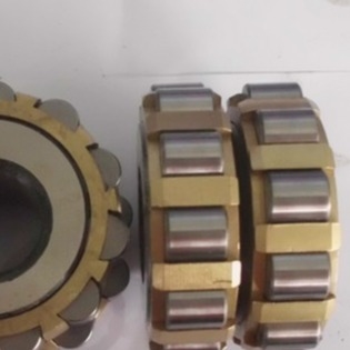 लंबे जीवन 200752307 एक्सेन्ट्रिक रोलर असर आकार 35x86.5x50mm