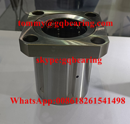 SDMK60 SDMK60UU SDMK60GA स्क्वायर फ्लैंज प्रकार स्टील रिटेनर के साथ रैखिक गेंद असर